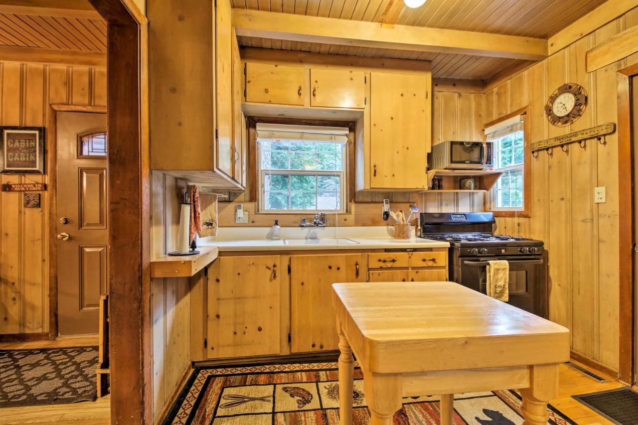 Vintage Snow White Cottage About 2 Miles To Village! Lake Arrowhead Exterior photo